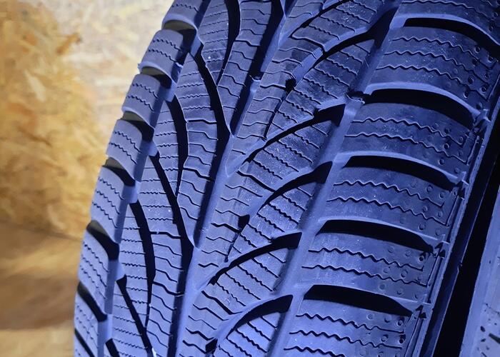 Grajewo ogłoszenia: Sprzedam komplet opon zimowych 205/60/16. Stan bardzo dobry. Rok...